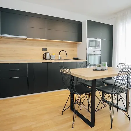 Tema Apartment Podstrana